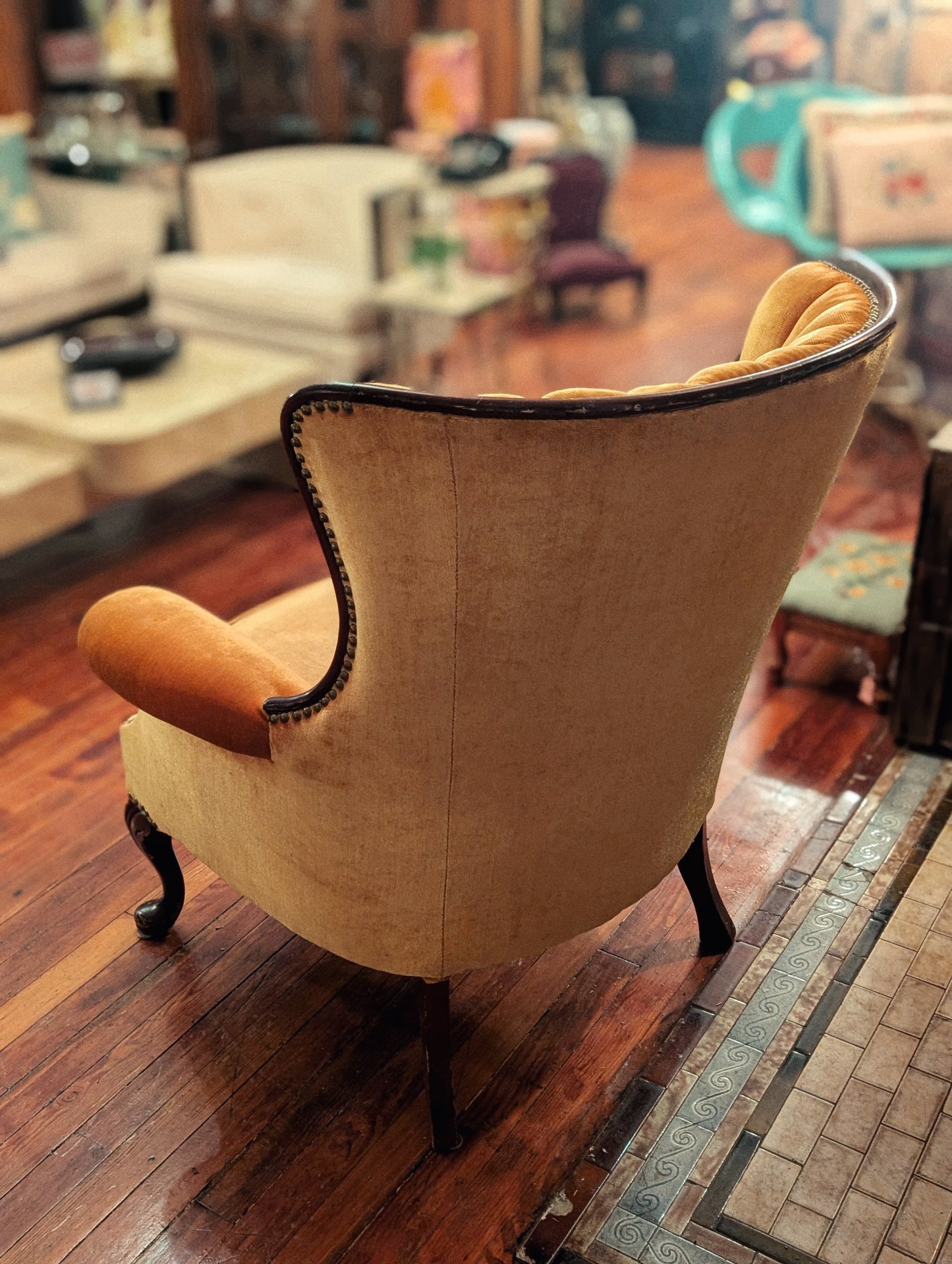 Velvet Chair
